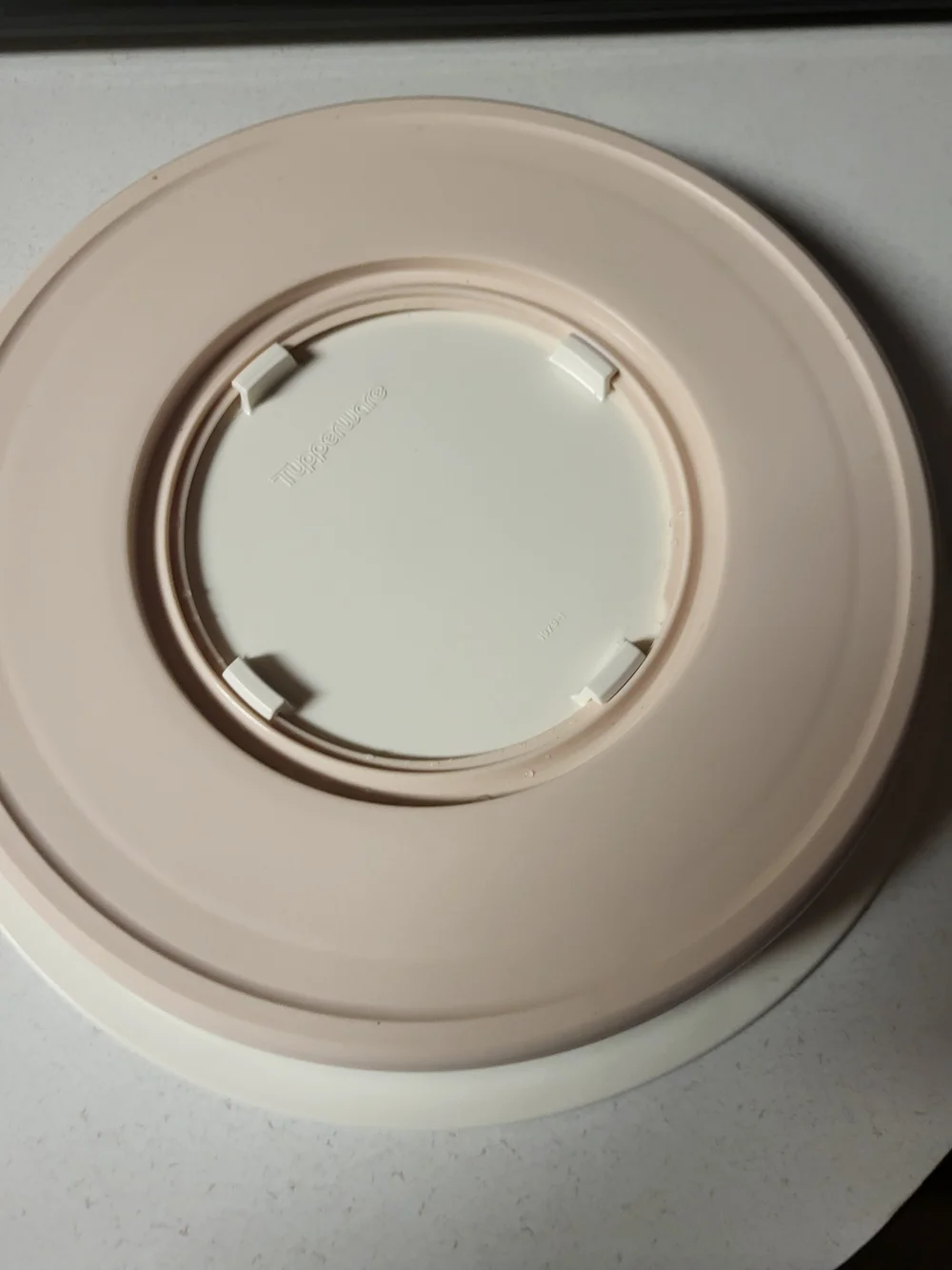 Tupperware vintage impression